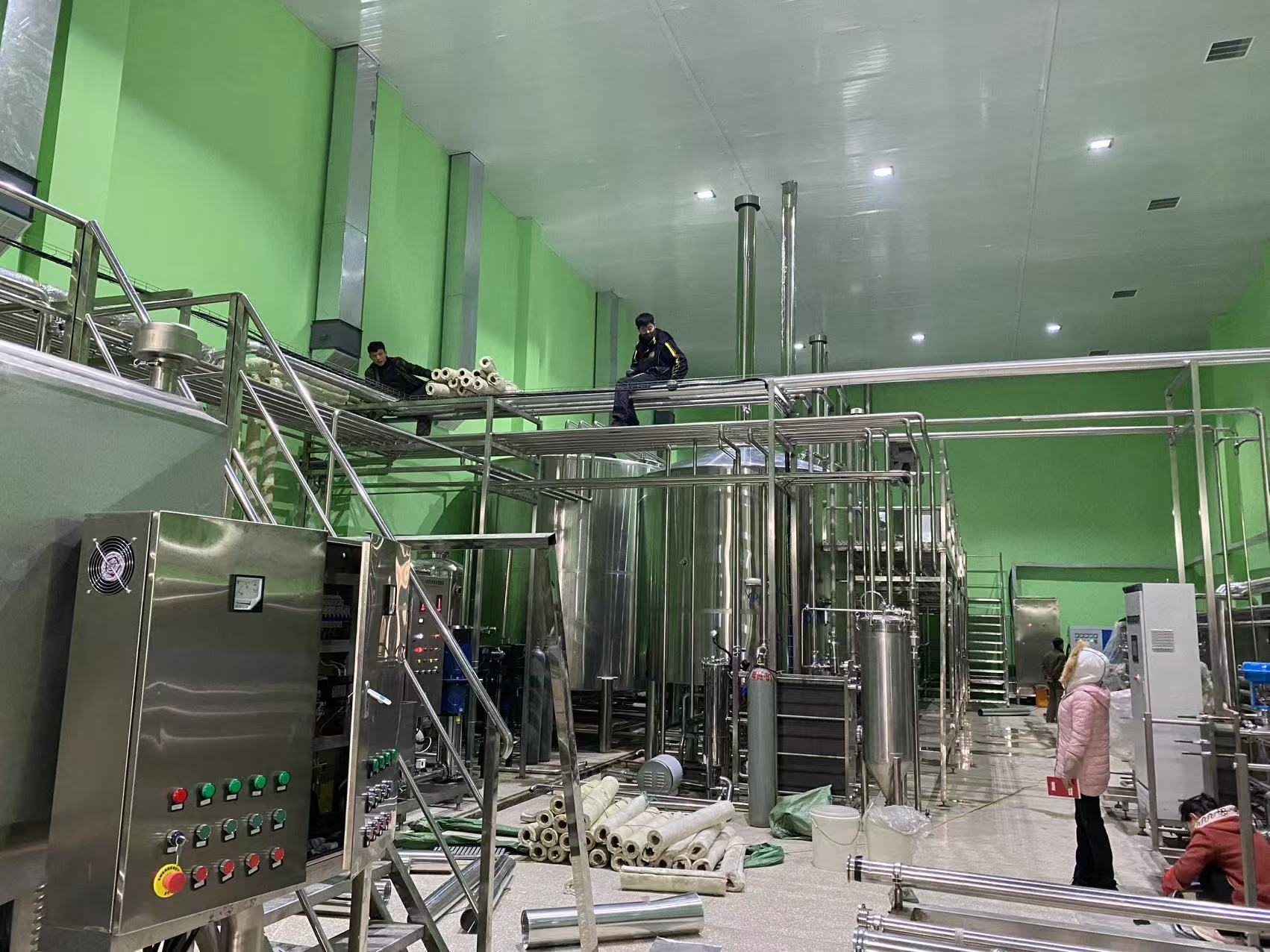 昭平精酿啤酒设备厂—精酿啤酒设备制造:传承工艺与创新科技的交融